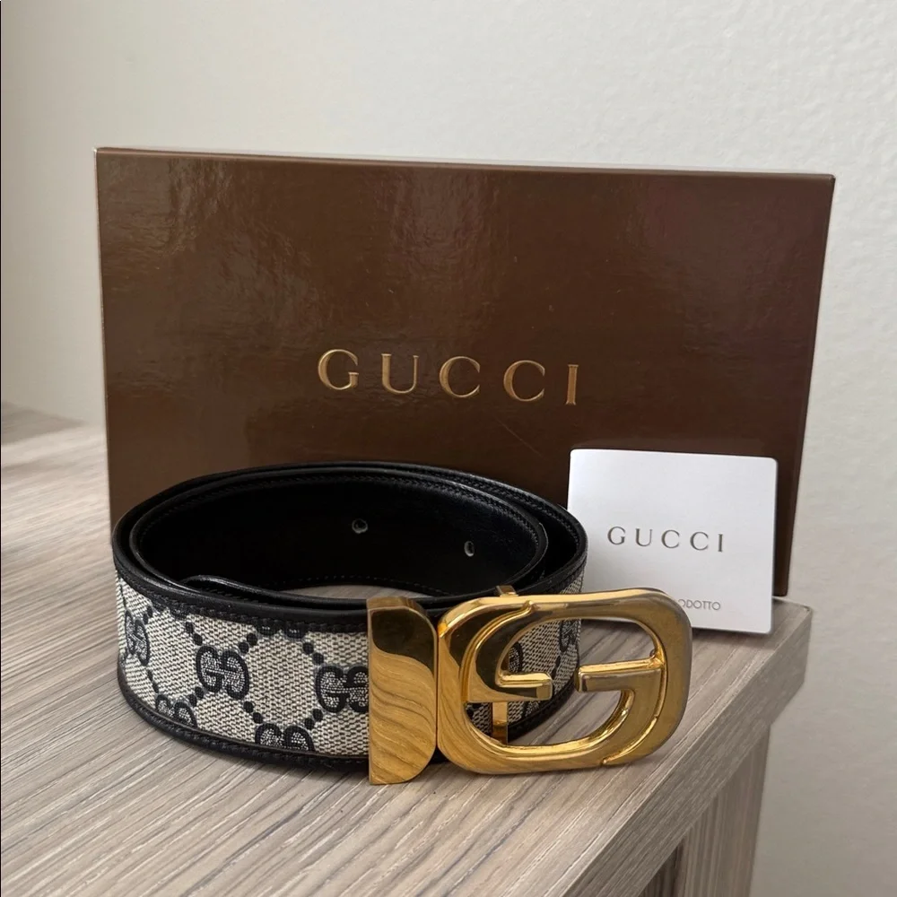 75 Gucci Beige/Black GG Canvas Leather Belt with Gold Double G Buckle reversible